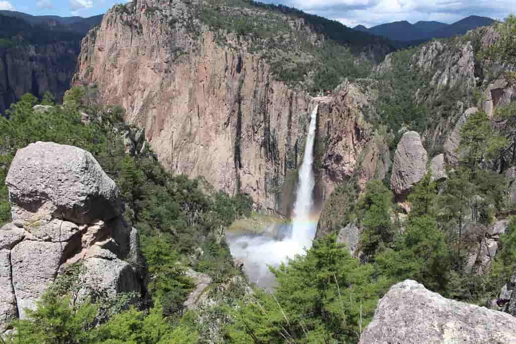 Waterfalls in Mexico, Basaseachi Falls