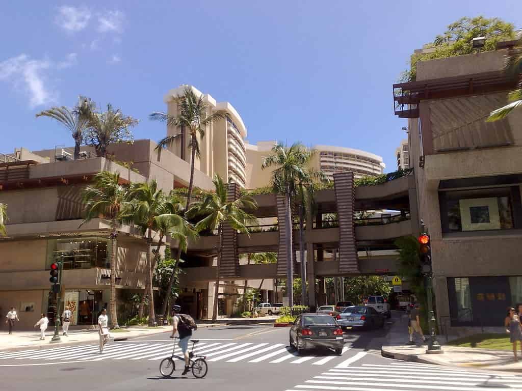 Royal Hawaiian Shopping Center