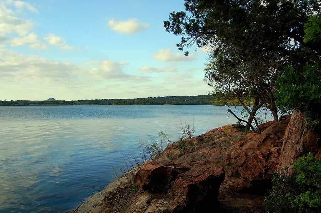 Best Lakes in Texas, Inks Lake