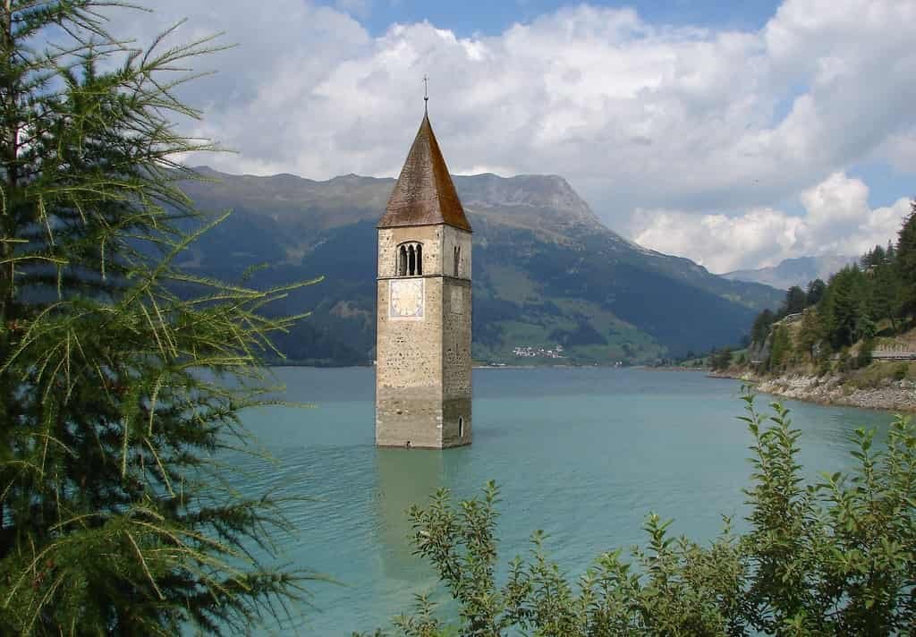 Lake Resia 