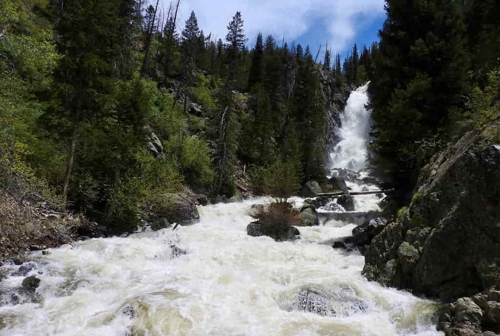 Best Waterfalls in Colorado, Fish Creek Falls