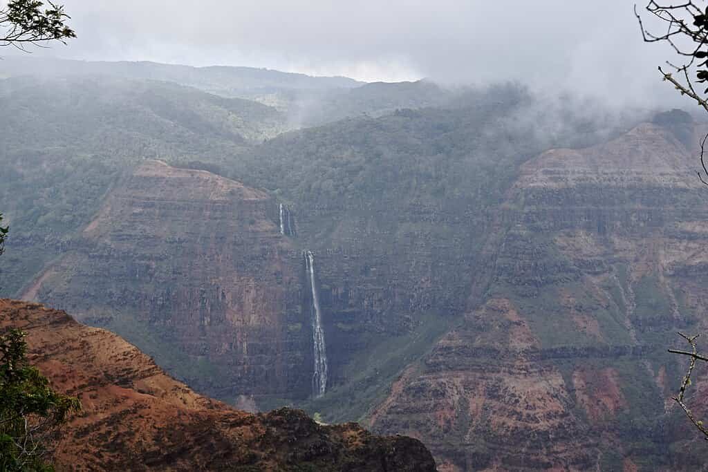 Best Waterfalls in Kauai, Waipoo Falls