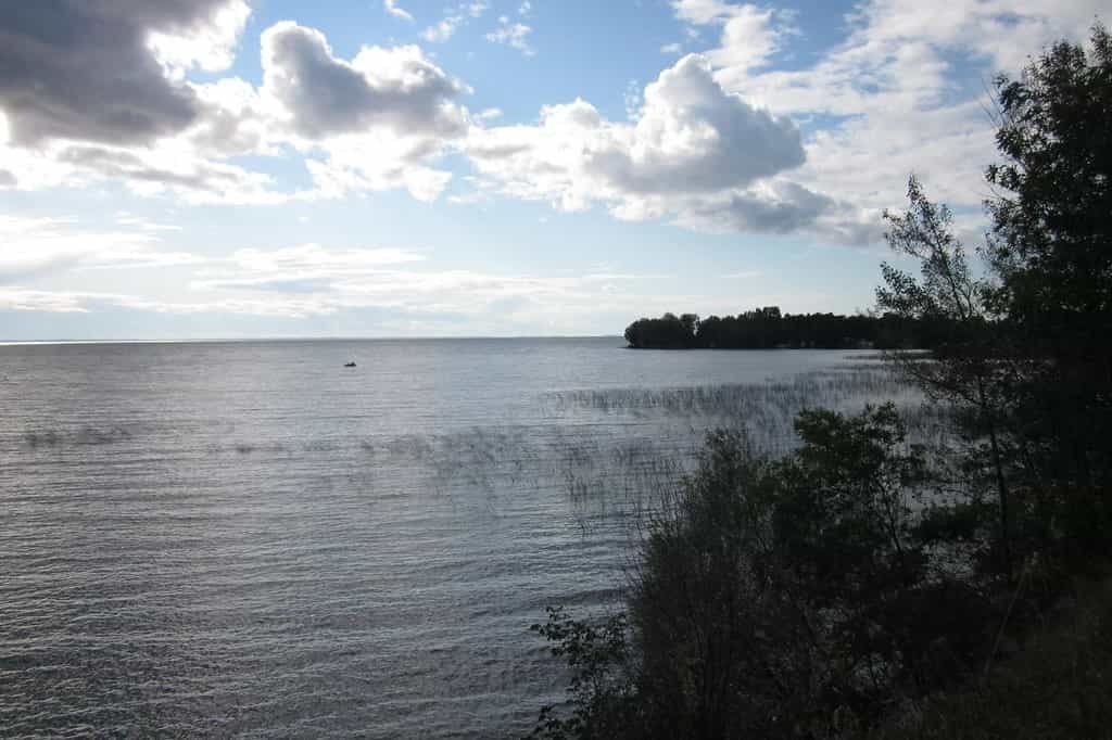 Best lakes in Minnesota for family Vacation, Mille Lacs Lake 