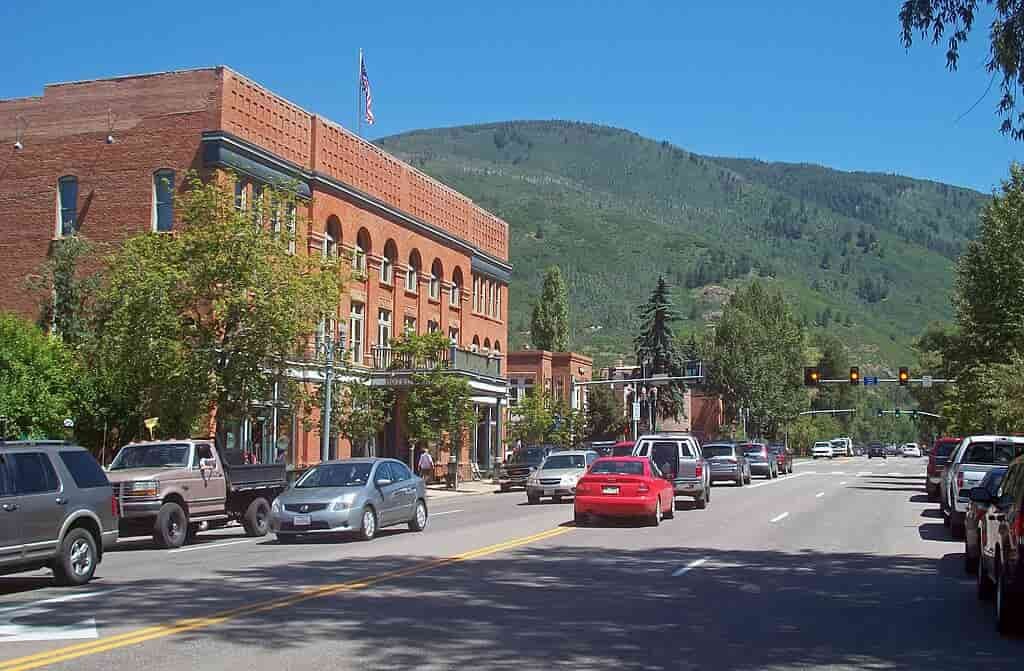 Best Places to visit in Colorado in May, Aspen 